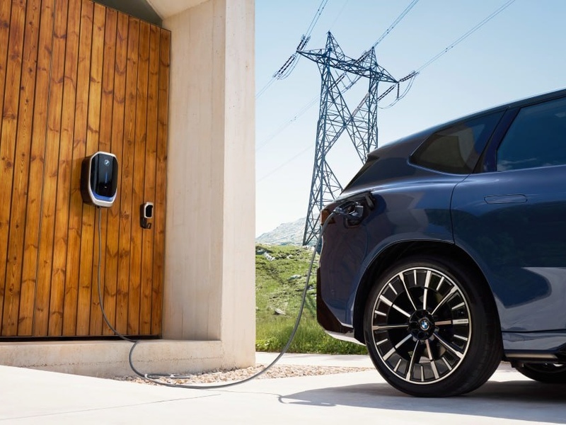 Kyiv Auto Trade | BMW та E.ON: заробляйте до €720 на рік зі своїм авто.